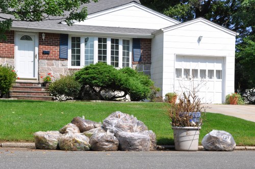 Professional builders waste collection service for residential and commercial customers