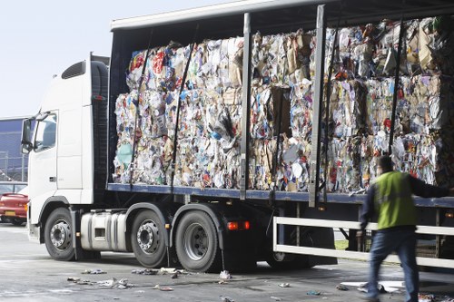 Local waste clearance for flats, yards, and communal areas