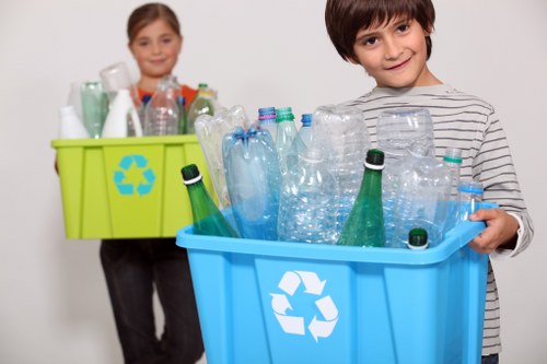 Professional rubbish collection for shops, offices, and workplaces